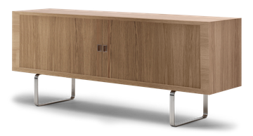 CH825 Credenza by Carl Hansen - view 3
